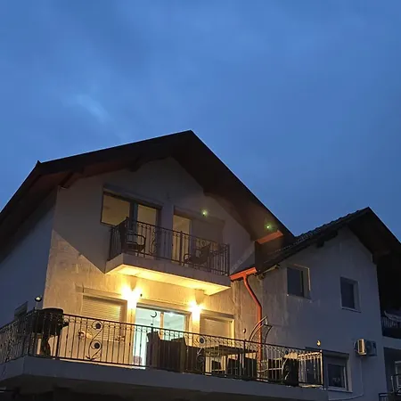 E&m Villa *