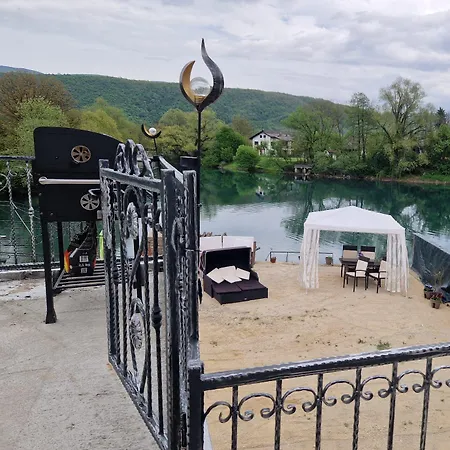 E&m Villa Bihac